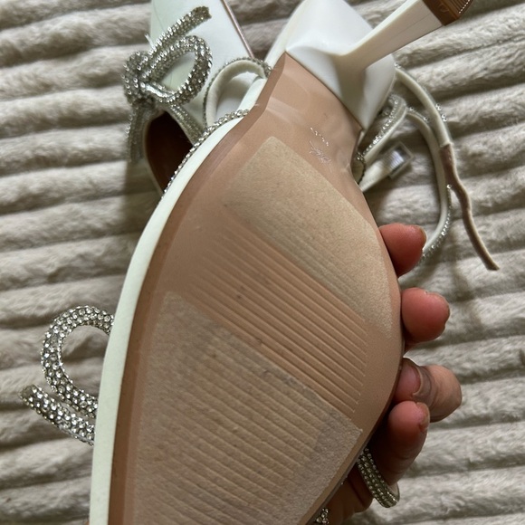 BCBGeneration heels white rhinestone wrap around sz 8.5 - Picture 8 of 9